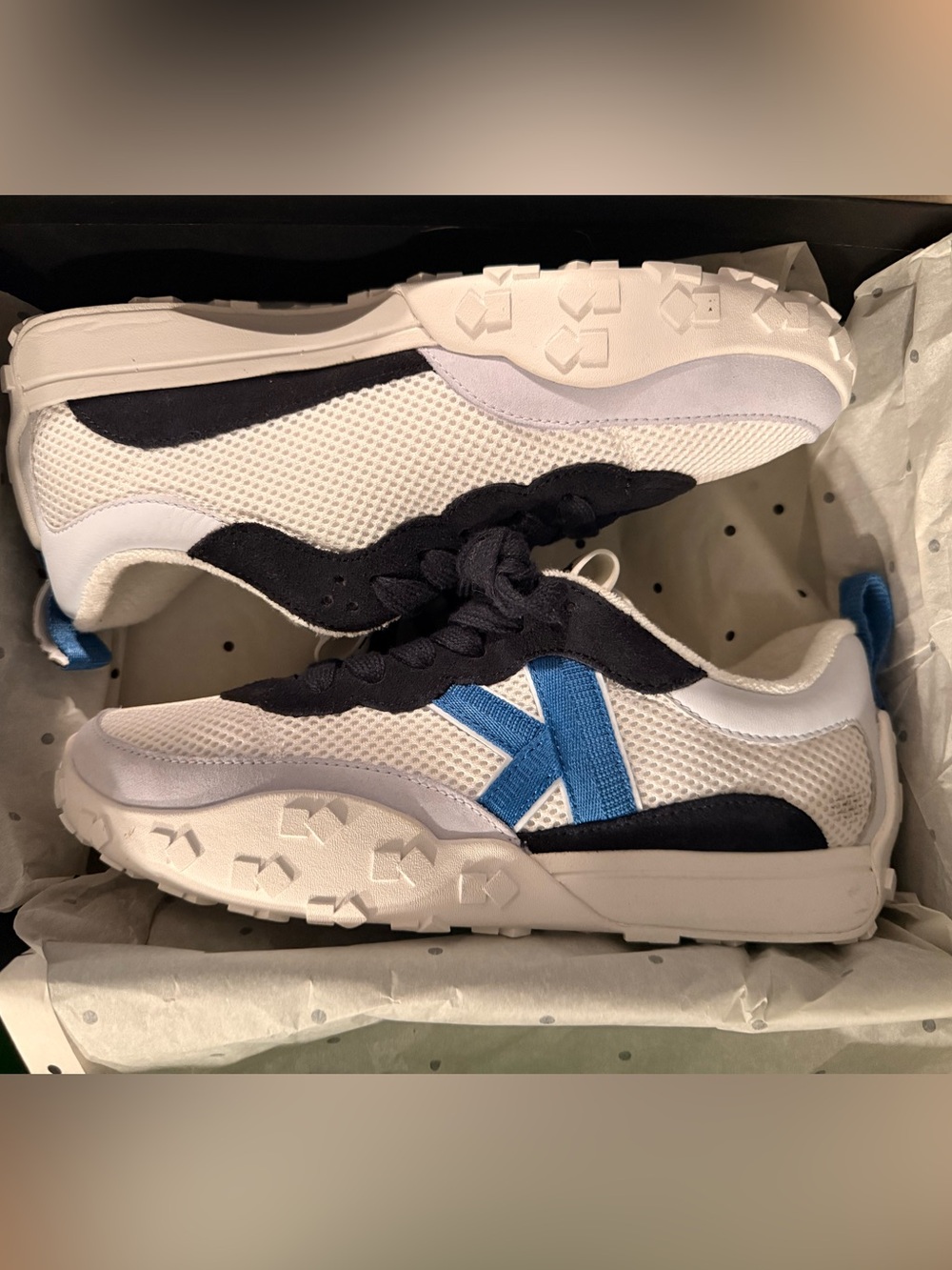 Kate Spade K As In Kate Sneakers White Navy Blue Size 8 – $198 Retail